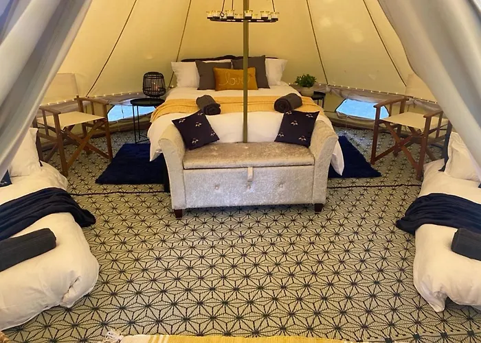 Eakley Manor Farm Glamping